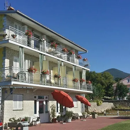 Apartament Adria