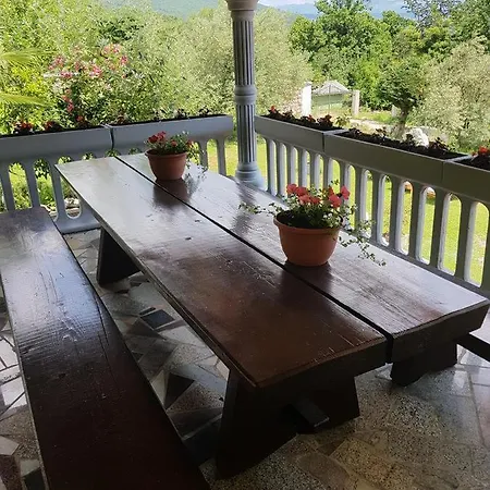 Apartament Adria *